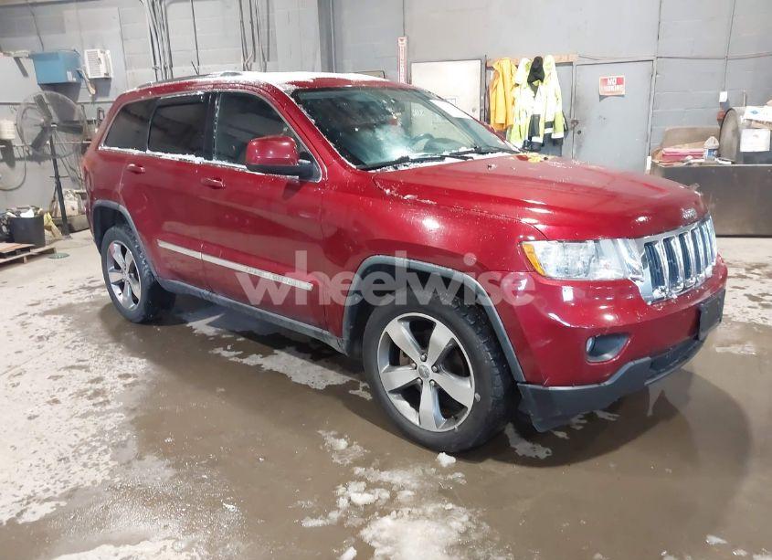 2012 Jeep Grand CHEROKEE LAREDO (VIN 1C4RJFAG3CC135897) main photo