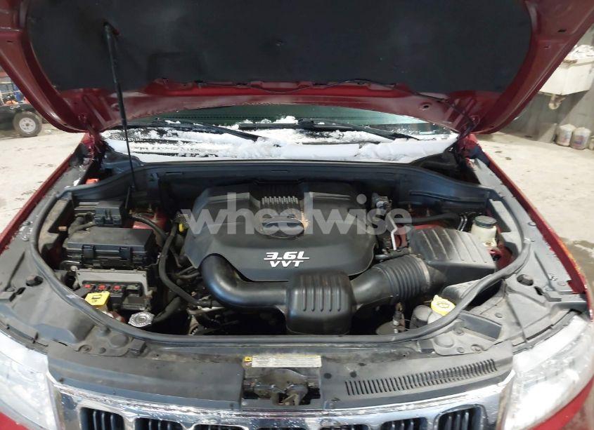 Photo 10 of 2012 Jeep Grand CHEROKEE LAREDO (VIN 1C4RJFAG3CC135897)