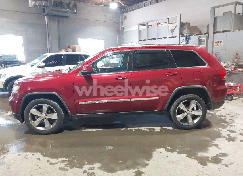 Photo 14 of 2012 Jeep Grand CHEROKEE LAREDO (VIN 1C4RJFAG3CC135897)