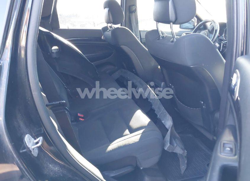 Photo 8 of 2012 Jeep Grand CHEROKEE LAREDO (VIN 1C4RJFAG3CC154658)