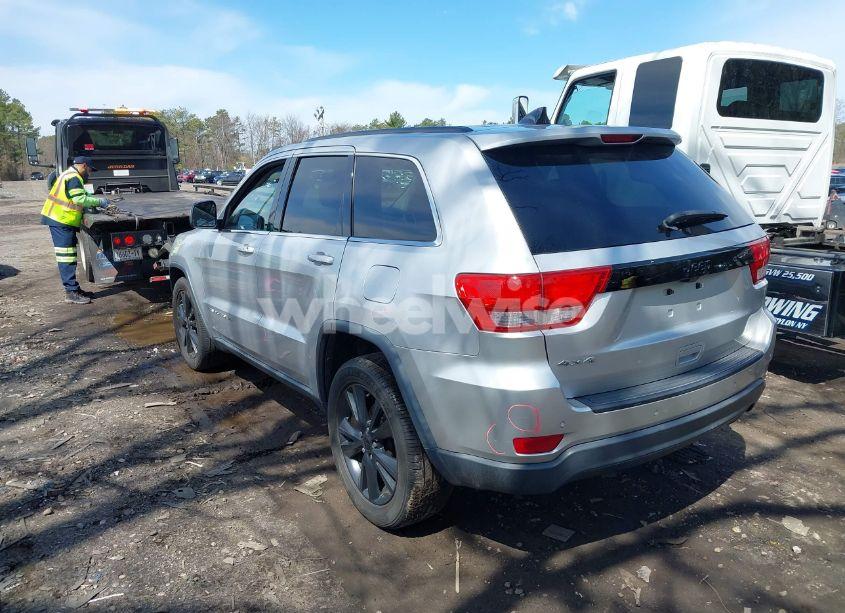 Photo 3 of 2012 Jeep Grand CHEROKEE LAREDO (VIN 1C4RJFAG3CC313436)