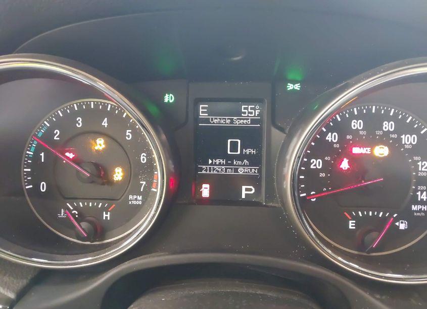 Photo 7 of 2013 Jeep Grand CHEROKEE LAREDO (VIN 1C4RJFAG3DC536741)