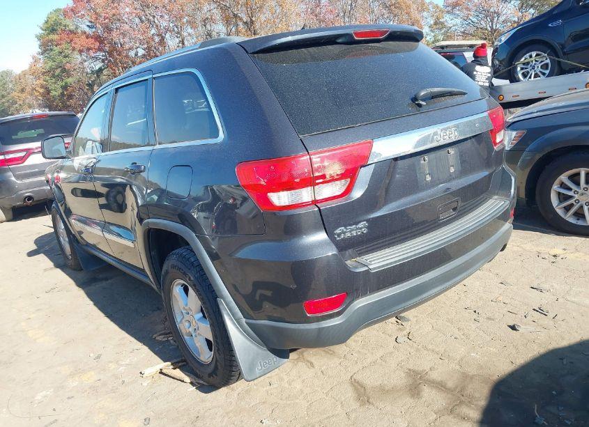 Photo 3 of 2013 Jeep Grand CHEROKEE LAREDO (VIN 1C4RJFAG3DC549540)