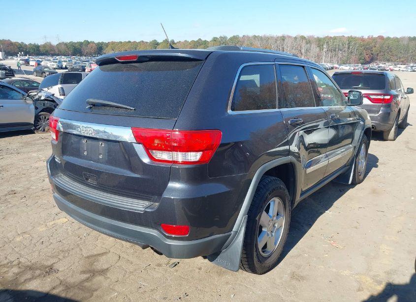 Photo 4 of 2013 Jeep Grand CHEROKEE LAREDO (VIN 1C4RJFAG3DC549540)