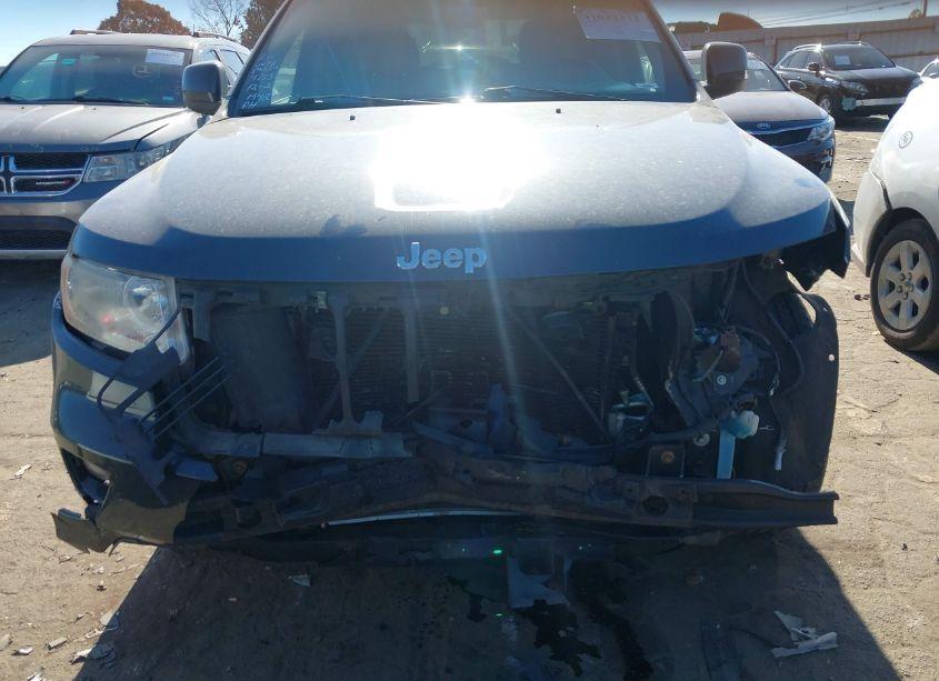 Photo 6 of 2013 Jeep Grand CHEROKEE LAREDO (VIN 1C4RJFAG3DC549540)