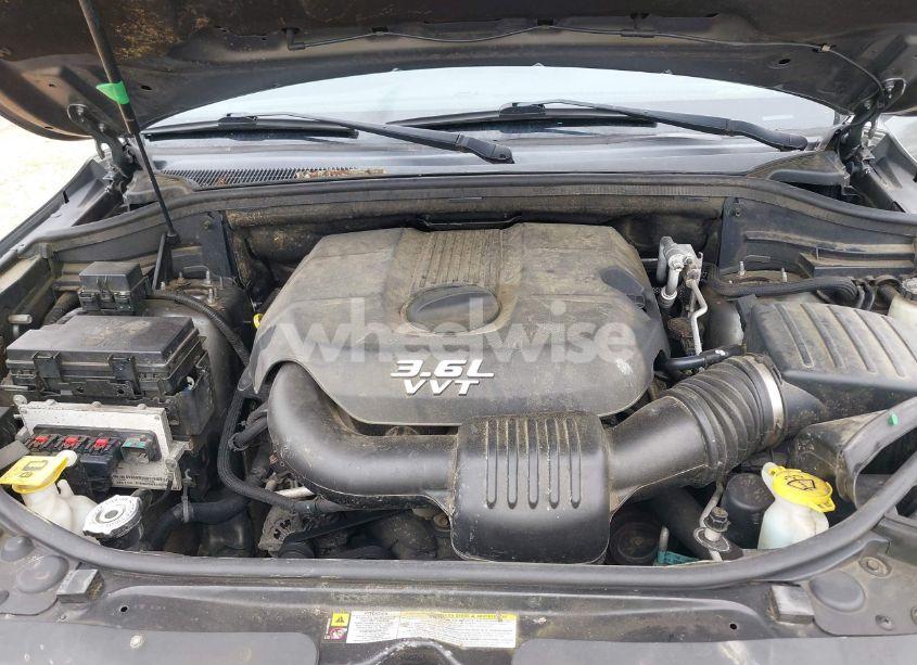 Photo 10 of 2013 Jeep Grand CHEROKEE LAREDO (VIN 1C4RJFAG3DC556035)