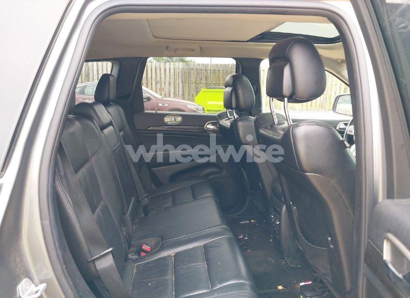 Photo 8 of 2013 Jeep Grand CHEROKEE LAREDO (VIN 1C4RJFAG3DC556035)