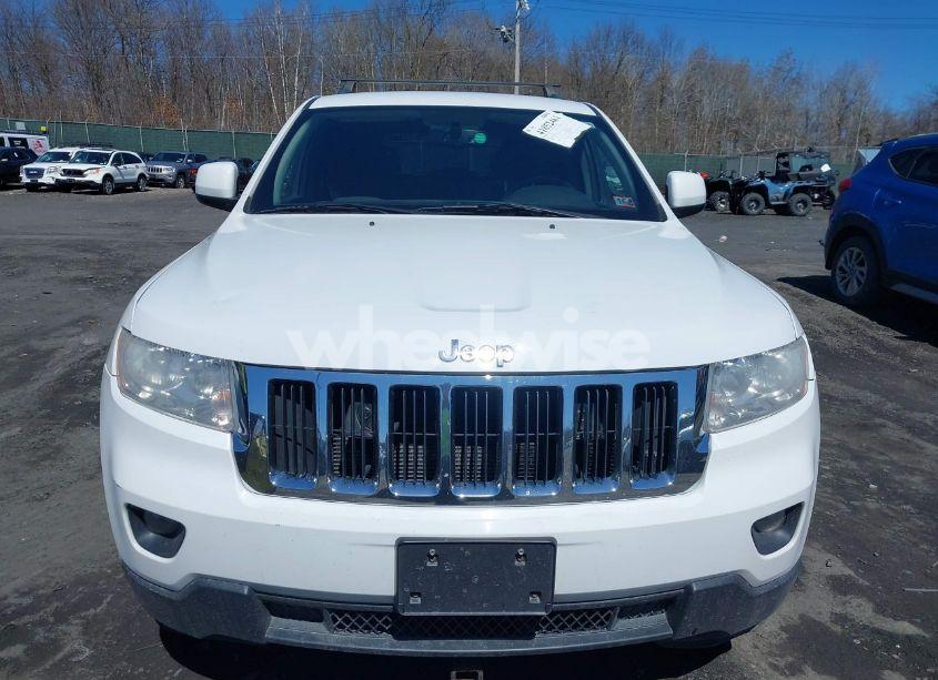 Photo 12 of 2013 Jeep Grand CHEROKEE LAREDO (VIN 1C4RJFAG3DC567410)