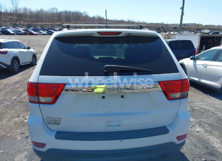 Photo 16 of 2013 Jeep Grand CHEROKEE LAREDO (VIN 1C4RJFAG3DC567410)