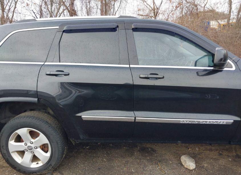 Photo 13 of 2013 Jeep Grand CHEROKEE LAREDO (VIN 1C4RJFAG3DC583686)