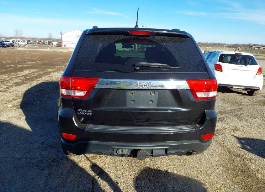 Photo 16 of 2013 Jeep Grand CHEROKEE LAREDO (VIN 1C4RJFAG3DC583901)