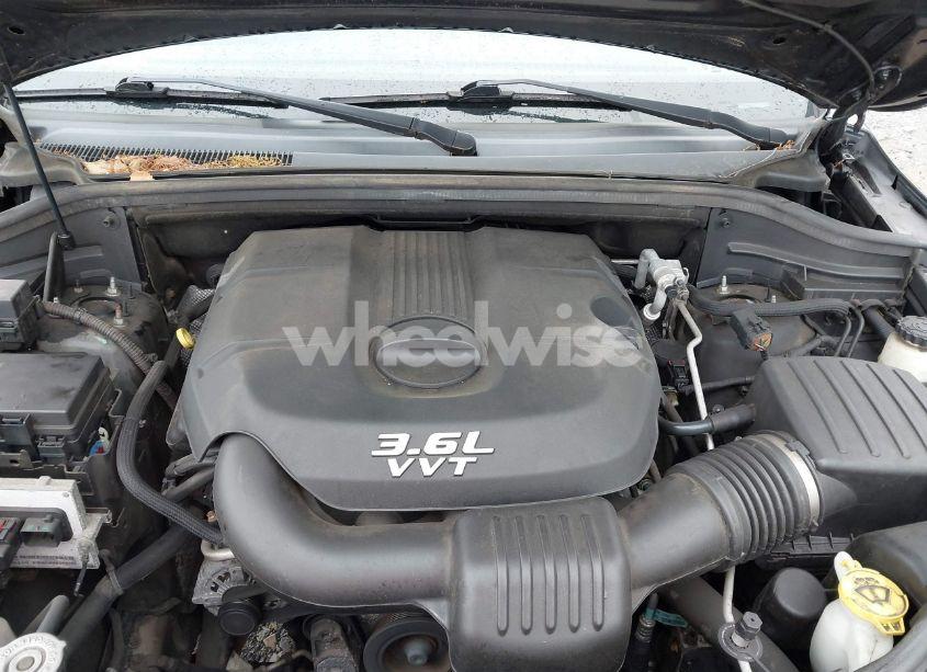 Photo 10 of 2013 Jeep Grand CHEROKEE LAREDO (VIN 1C4RJFAG3DC609784)