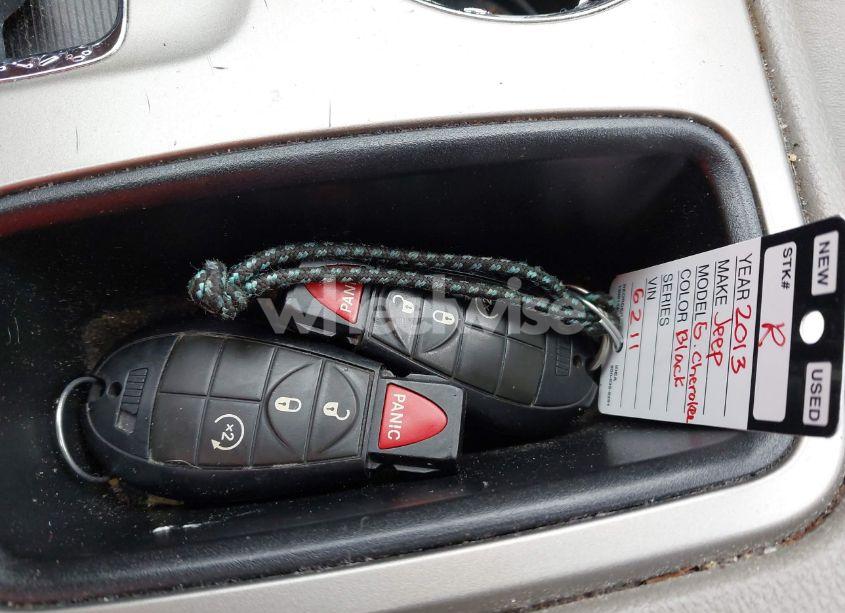 Photo 11 of 2013 Jeep Grand CHEROKEE LAREDO (VIN 1C4RJFAG3DC609784)