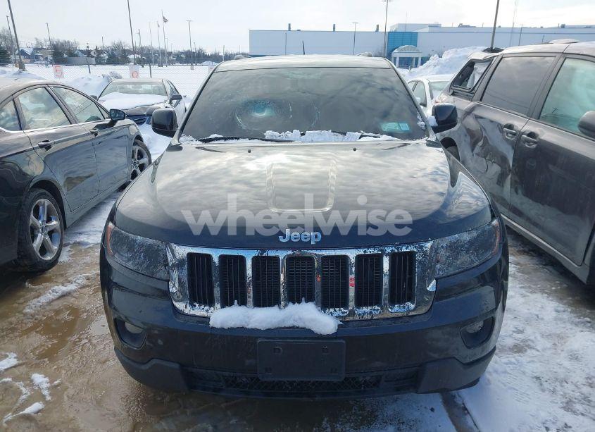 Photo 12 of 2013 Jeep Grand CHEROKEE LAREDO (VIN 1C4RJFAG3DC631039)