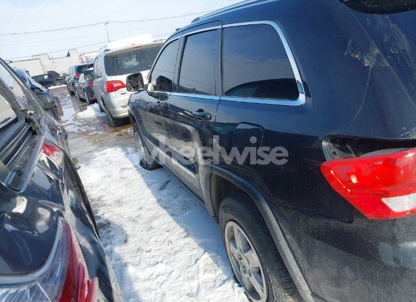 Photo 18 of 2013 Jeep Grand CHEROKEE LAREDO (VIN 1C4RJFAG3DC631039)