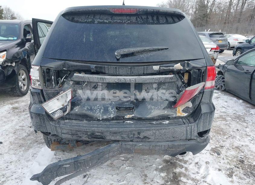 Photo 6 of 2013 Jeep Grand CHEROKEE LAREDO (VIN 1C4RJFAG3DC653185)