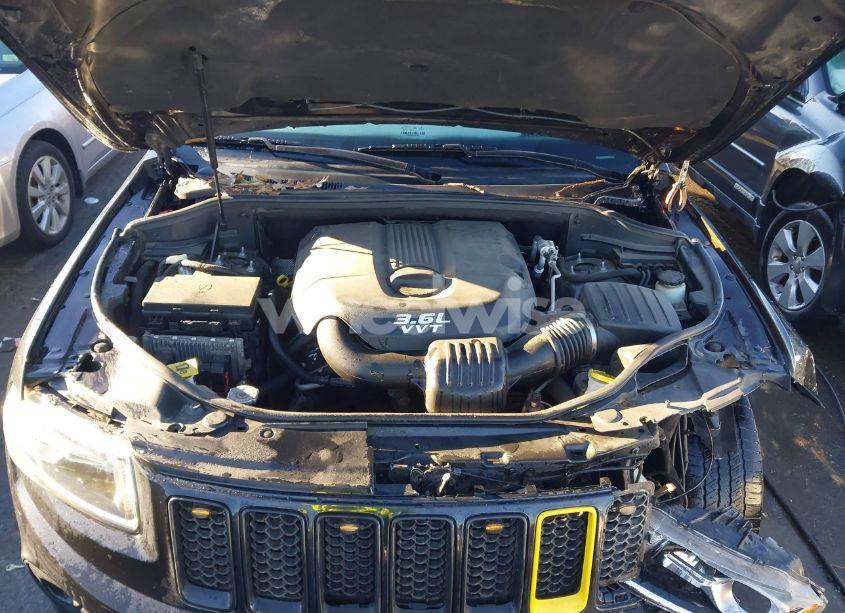 Photo 10 of 2014 Jeep Grand CHEROKEE LAREDO (VIN 1C4RJFAG3EC104913)