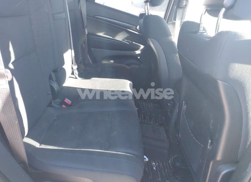 Photo 8 of 2014 Jeep Grand CHEROKEE LAREDO (VIN 1C4RJFAG3EC457913)