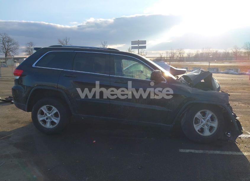 Photo 13 of 2015 Jeep Grand CHEROKEE LAREDO (VIN 1C4RJFAG3FC812497)