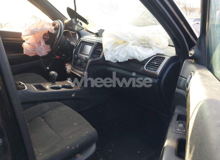 Photo 5 of 2015 Jeep Grand CHEROKEE LAREDO (VIN 1C4RJFAG3FC812497)