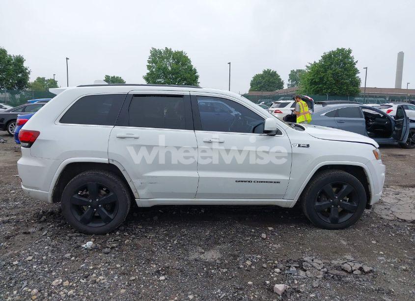 Photo 13 of 2015 Jeep Grand CHEROKEE ALTITUDE (VIN 1C4RJFAG3FC877740)
