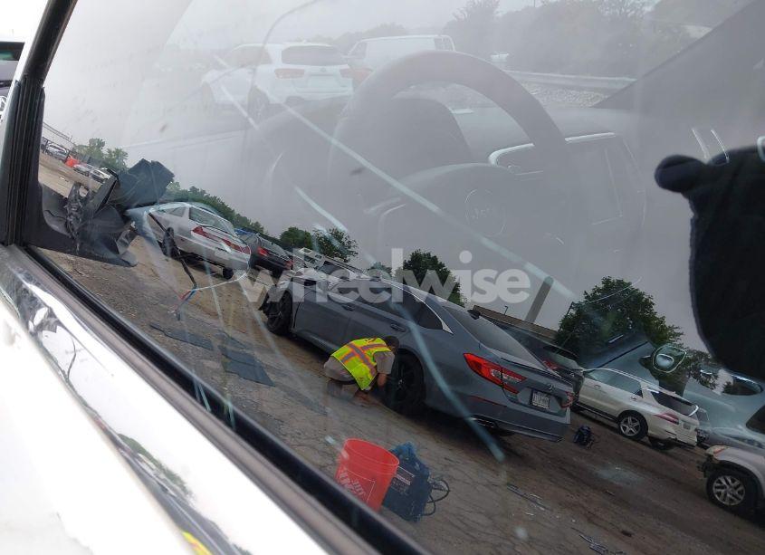 Photo 6 of 2015 Jeep Grand CHEROKEE ALTITUDE (VIN 1C4RJFAG3FC877740)