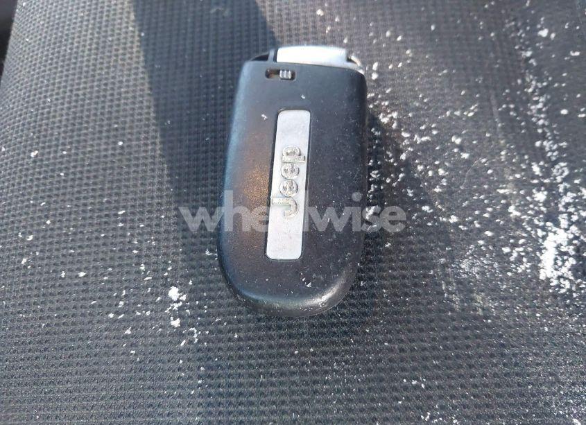 Photo 11 of 2015 Jeep Grand CHEROKEE LAREDO (VIN 1C4RJFAG3FC894120)