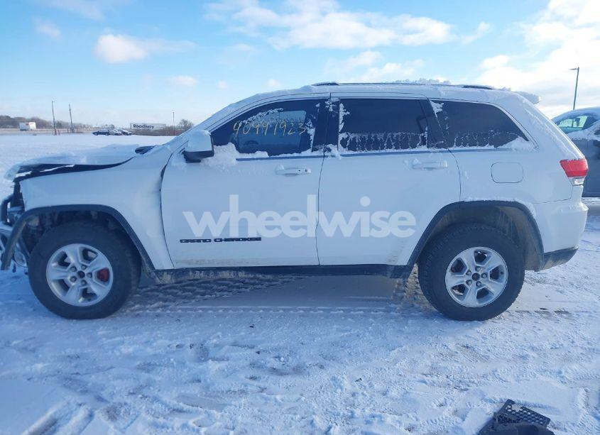 Photo 14 of 2015 Jeep Grand CHEROKEE LAREDO (VIN 1C4RJFAG3FC894120)