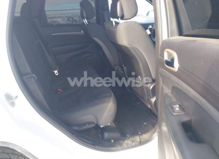 Photo 8 of 2015 Jeep Grand CHEROKEE LAREDO (VIN 1C4RJFAG3FC894120)