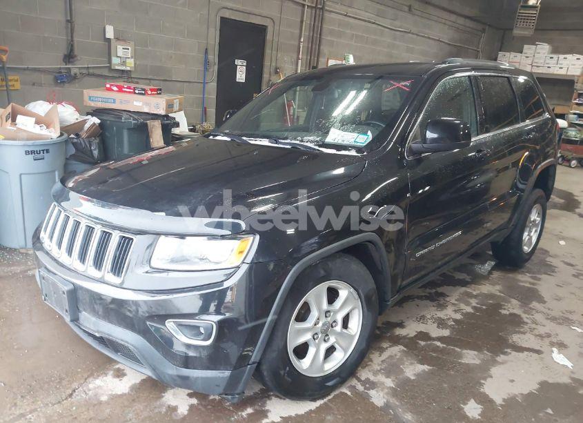 Photo 2 of 2016 Jeep Grand CHEROKEE LAREDO (VIN 1C4RJFAG3GC303866)