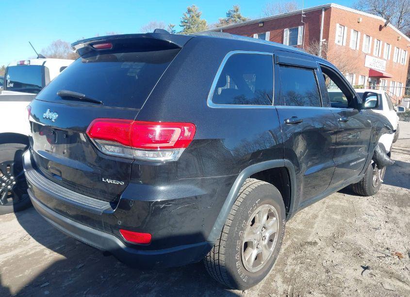 Photo 4 of 2016 Jeep Grand CHEROKEE LAREDO (VIN 1C4RJFAG3GC318089)