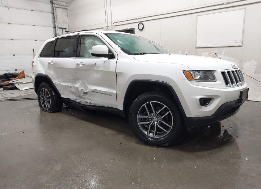 2016 Jeep Grand CHEROKEE LAREDO (VIN 1C4RJFAG3GC339184) main photo