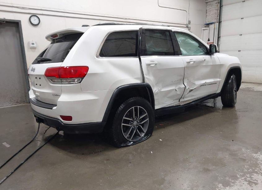 Photo 4 of 2016 Jeep Grand CHEROKEE LAREDO (VIN 1C4RJFAG3GC339184)