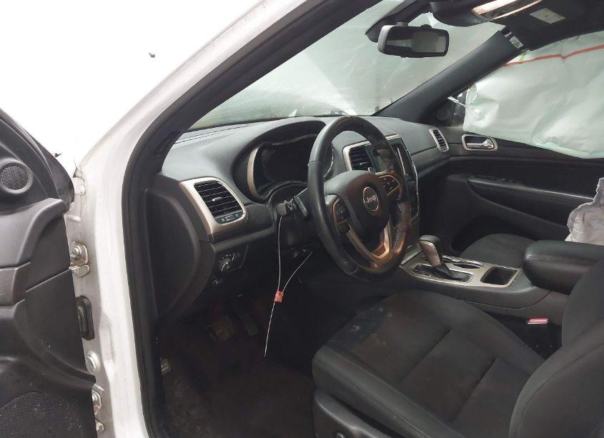 Photo 5 of 2016 Jeep Grand CHEROKEE LAREDO (VIN 1C4RJFAG3GC339184)