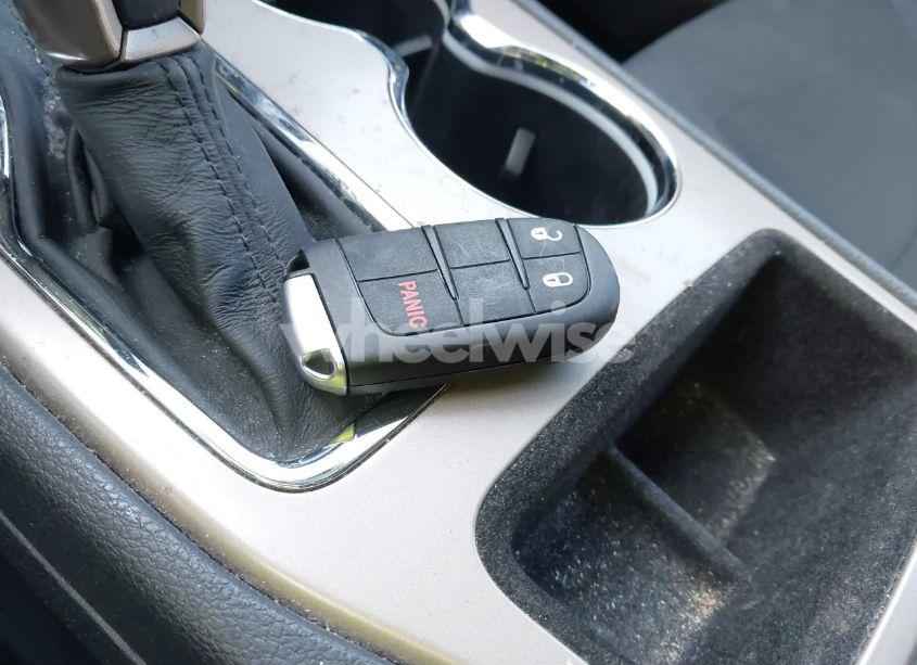 Photo 11 of 2016 Jeep Grand CHEROKEE LAREDO (VIN 1C4RJFAG3GC393648)