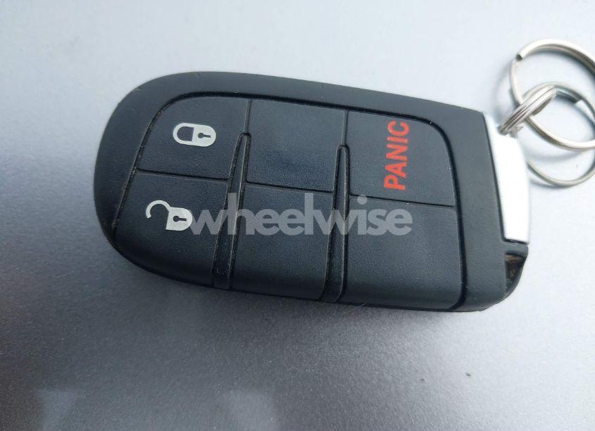 Photo 11 of 2016 Jeep Grand CHEROKEE LAREDO (VIN 1C4RJFAG3GC444310)