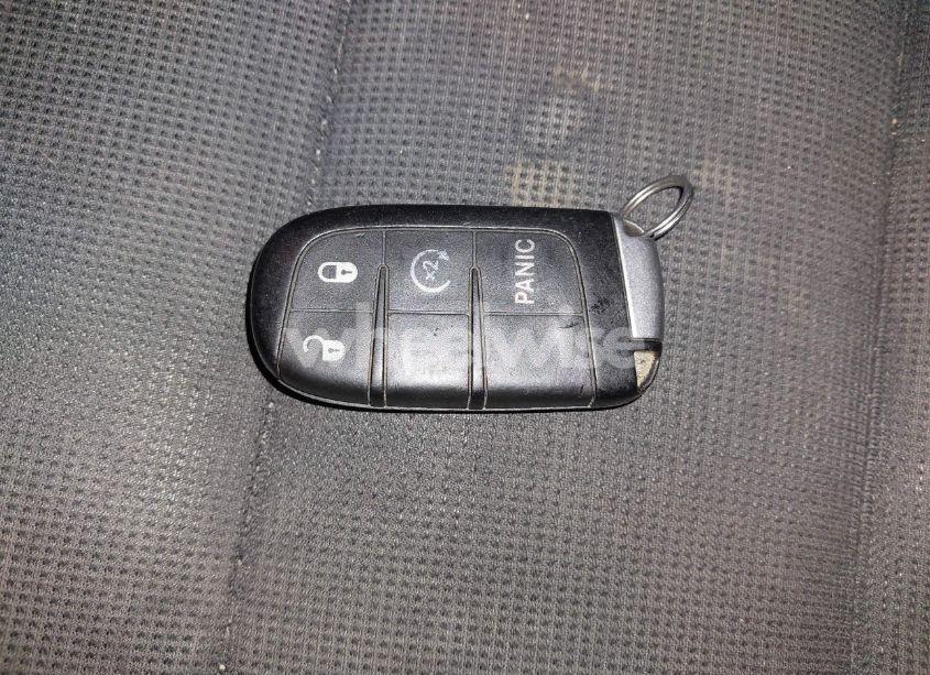 Photo 11 of 2016 Jeep Grand CHEROKEE LAREDO (VIN 1C4RJFAG3GC471619)