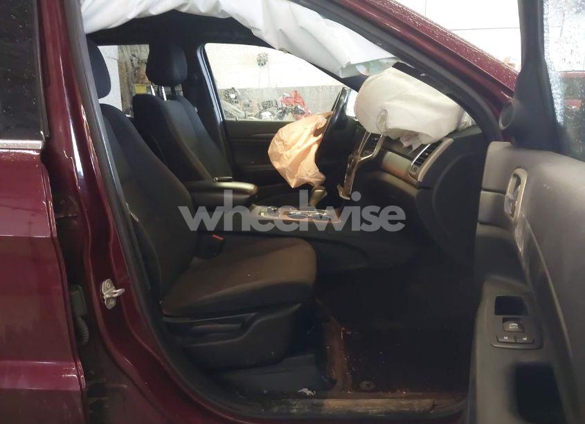 Photo 5 of 2016 Jeep Grand CHEROKEE LAREDO (VIN 1C4RJFAG3GC471619)