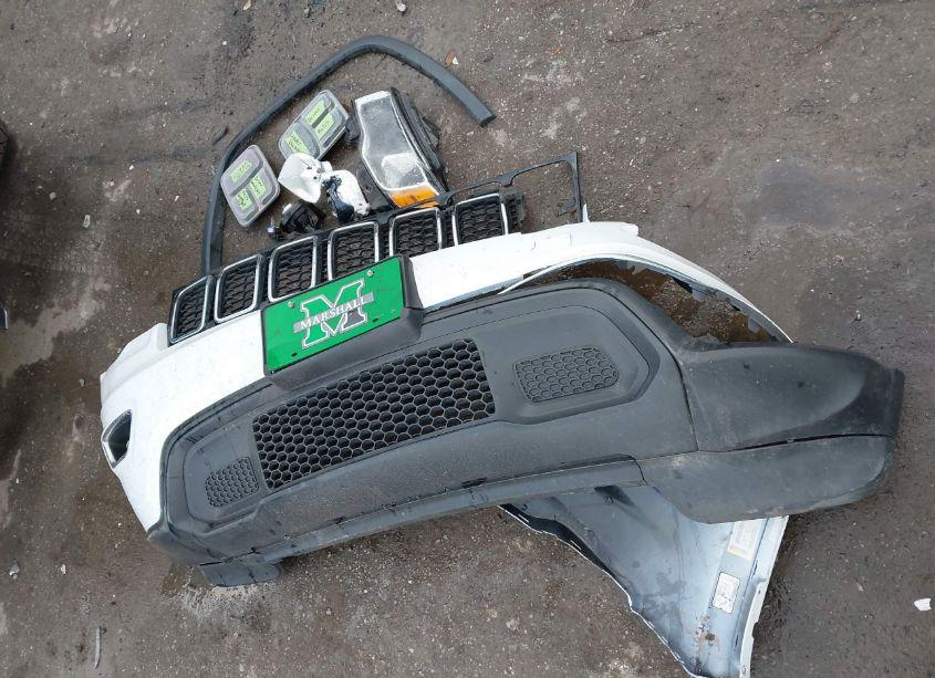 Photo 12 of 2017 Jeep Grand CHEROKEE LAREDO 4X4 (VIN 1C4RJFAG3HC645139)