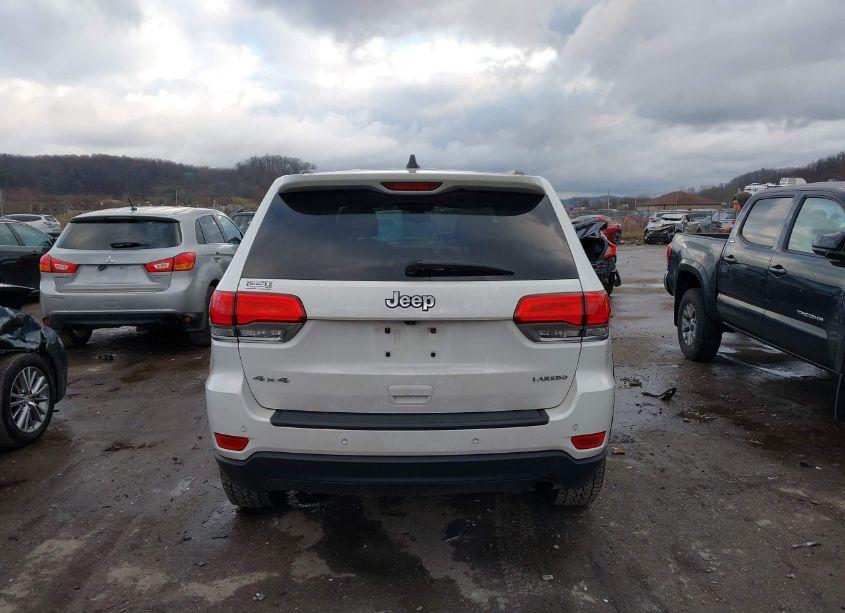 Photo 17 of 2017 Jeep Grand CHEROKEE LAREDO 4X4 (VIN 1C4RJFAG3HC645139)