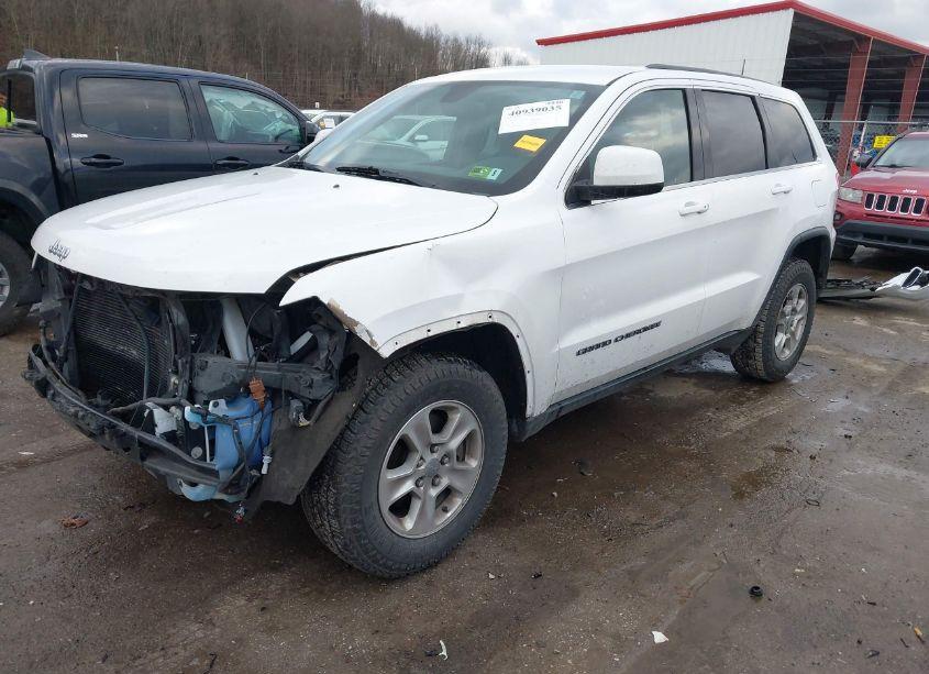 Photo 2 of 2017 Jeep Grand CHEROKEE LAREDO 4X4 (VIN 1C4RJFAG3HC645139)