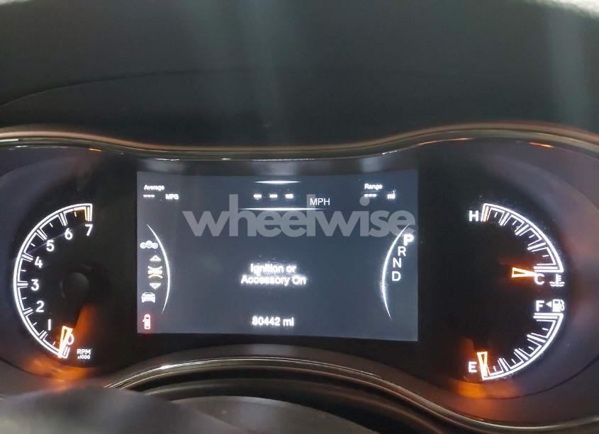 Photo 7 of 2017 Jeep Grand CHEROKEE LAREDO 4X4 (VIN 1C4RJFAG3HC675869)