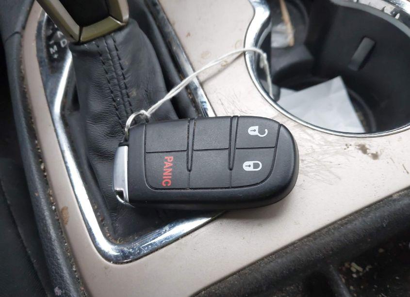 Photo 11 of 2017 Jeep Grand CHEROKEE LAREDO 4X4 (VIN 1C4RJFAG3HC707302)