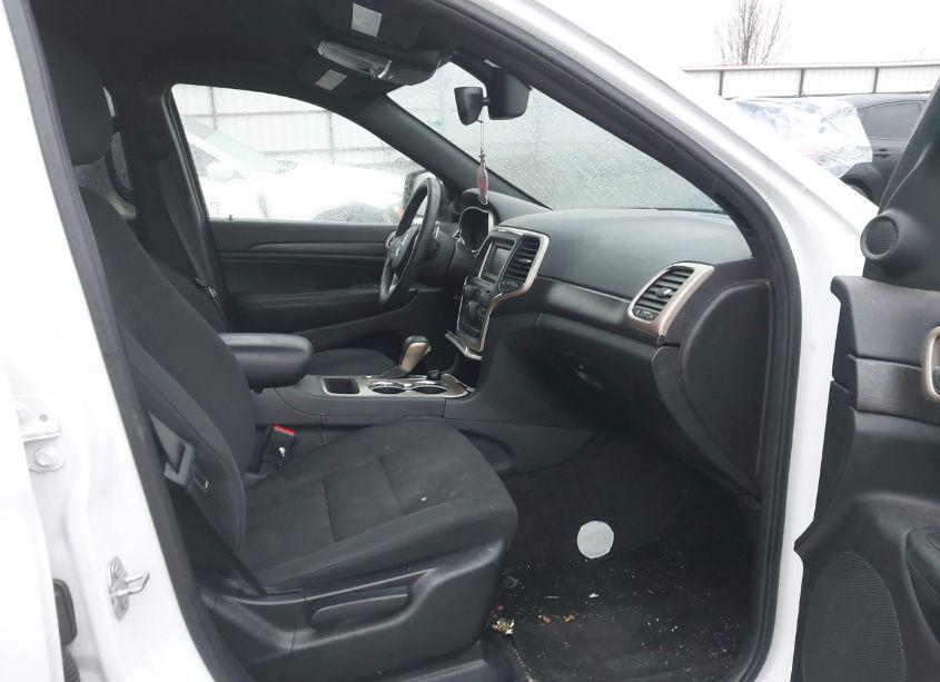 Photo 5 of 2017 Jeep Grand CHEROKEE LAREDO 4X4 (VIN 1C4RJFAG3HC707302)