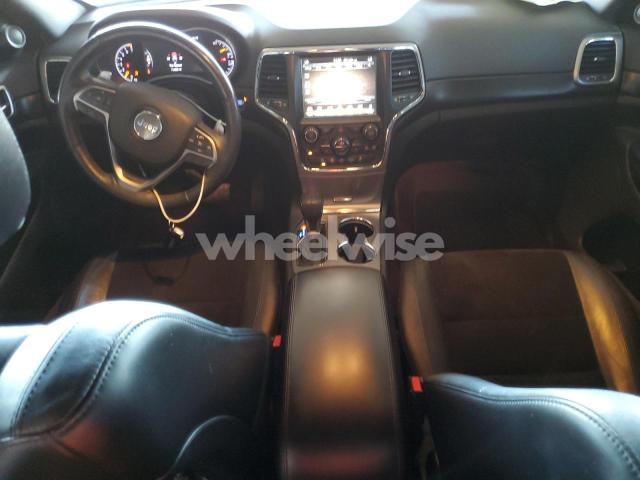 Photo 4 of 2017 JEEP GRAND CHEROKEE LAREDO (VIN 1C4RJFAG3HC758508)