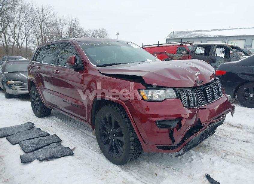 2017 Jeep Grand CHEROKEE ALTITUDE 4X4 (VIN 1C4RJFAG3HC924722) main photo