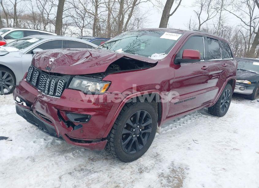Photo 2 of 2017 Jeep Grand CHEROKEE ALTITUDE 4X4 (VIN 1C4RJFAG3HC924722)