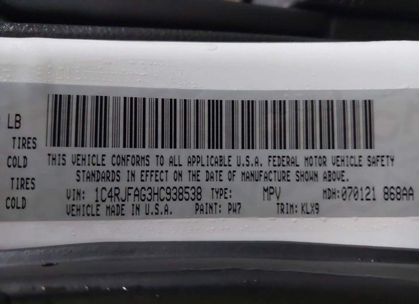 Photo 9 of 2017 Jeep Grand CHEROKEE ALTITUDE 4X4 (VIN 1C4RJFAG3HC938538)