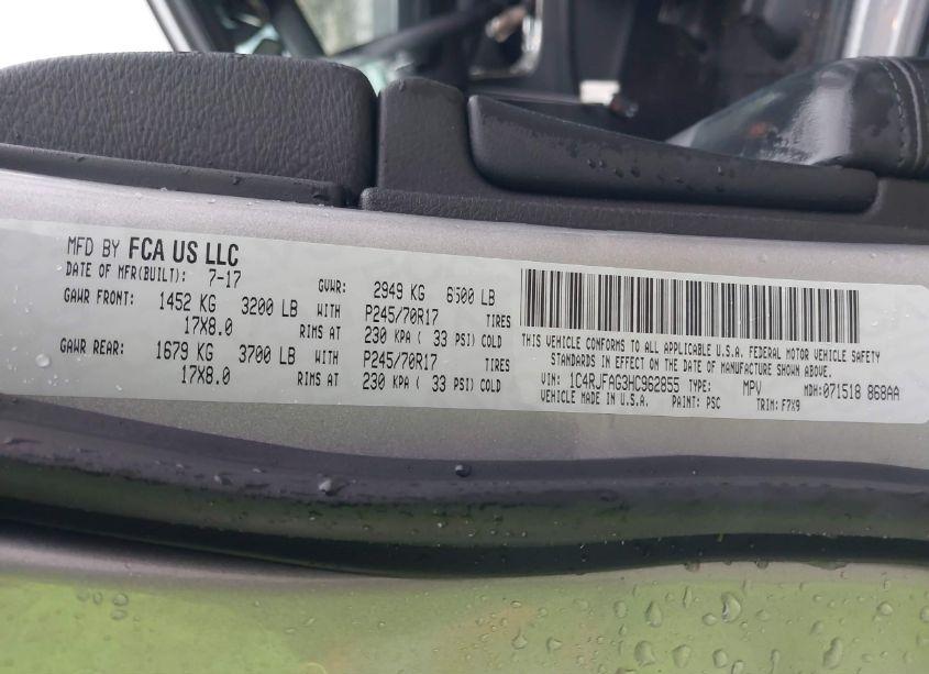 Photo 9 of 2017 Jeep Grand CHEROKEE LAREDO 4X4 (VIN 1C4RJFAG3HC962855)