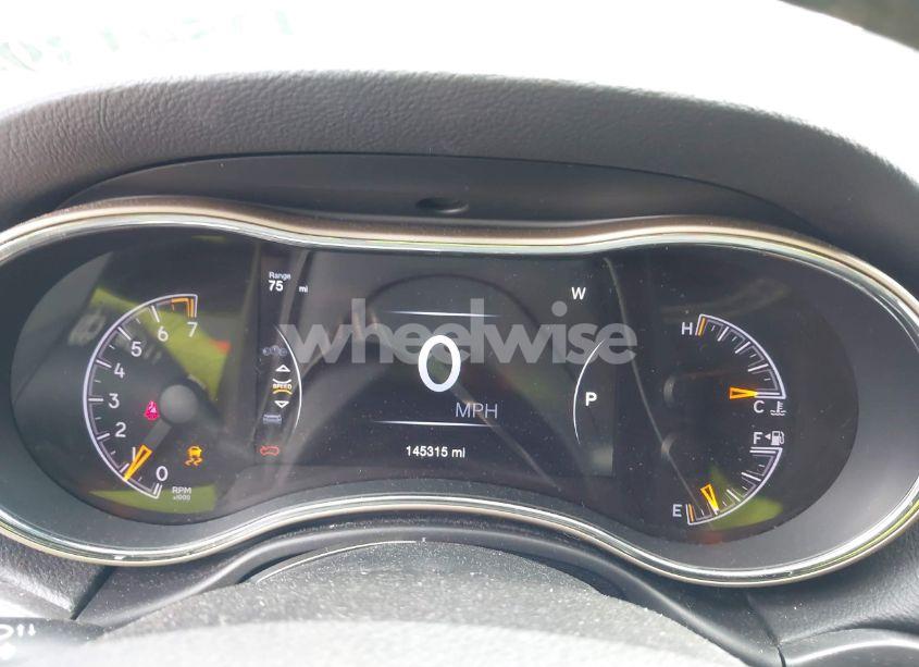 Photo 15 of 2017 Jeep Grand CHEROKEE LAREDO 4X4 (VIN 1C4RJFAG3HC963309)